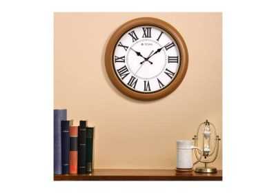 titan analog 42 cm x 42 cm wall clock